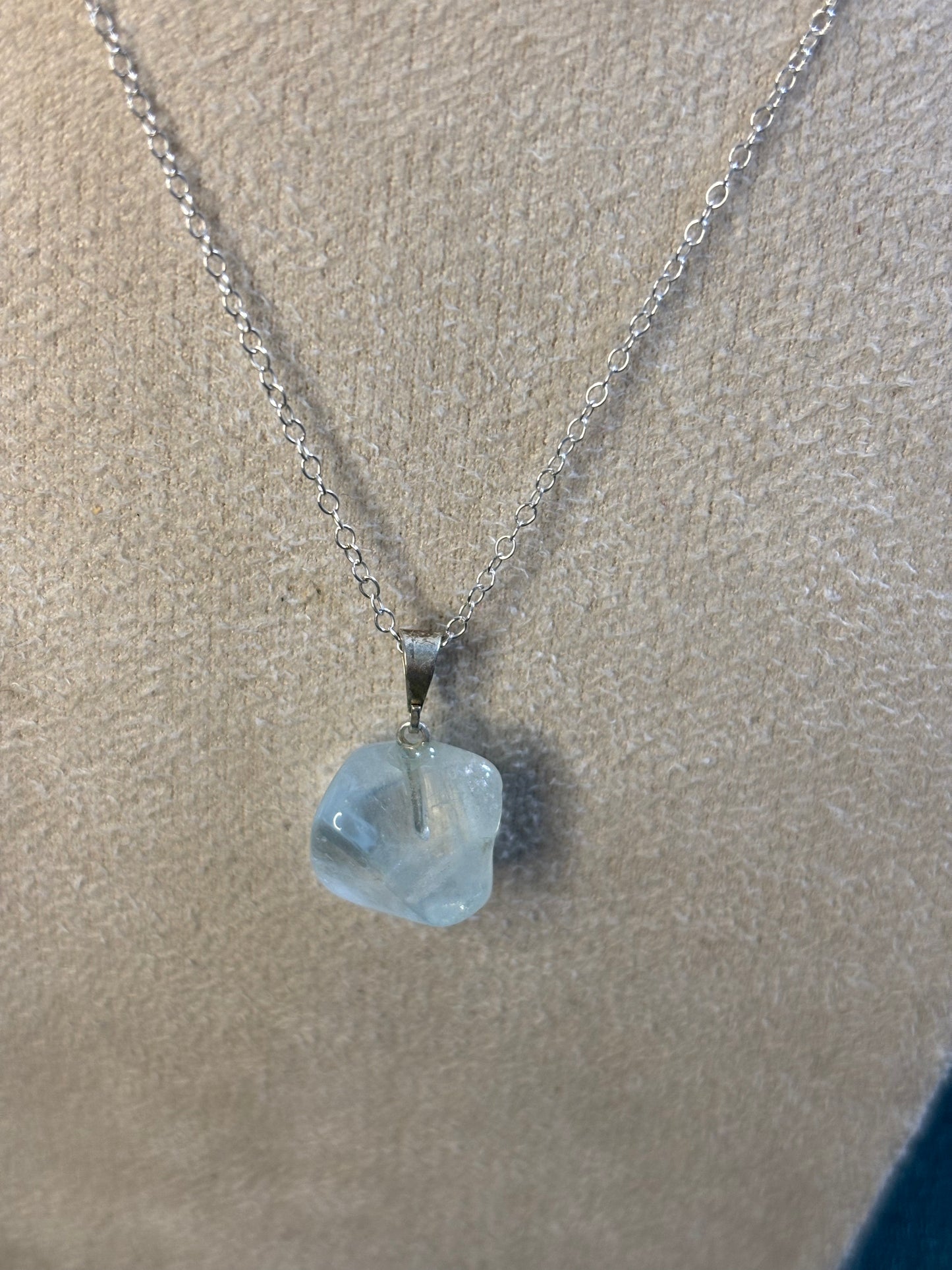 Collier TOPAZE avec une chaîne en argent 925
