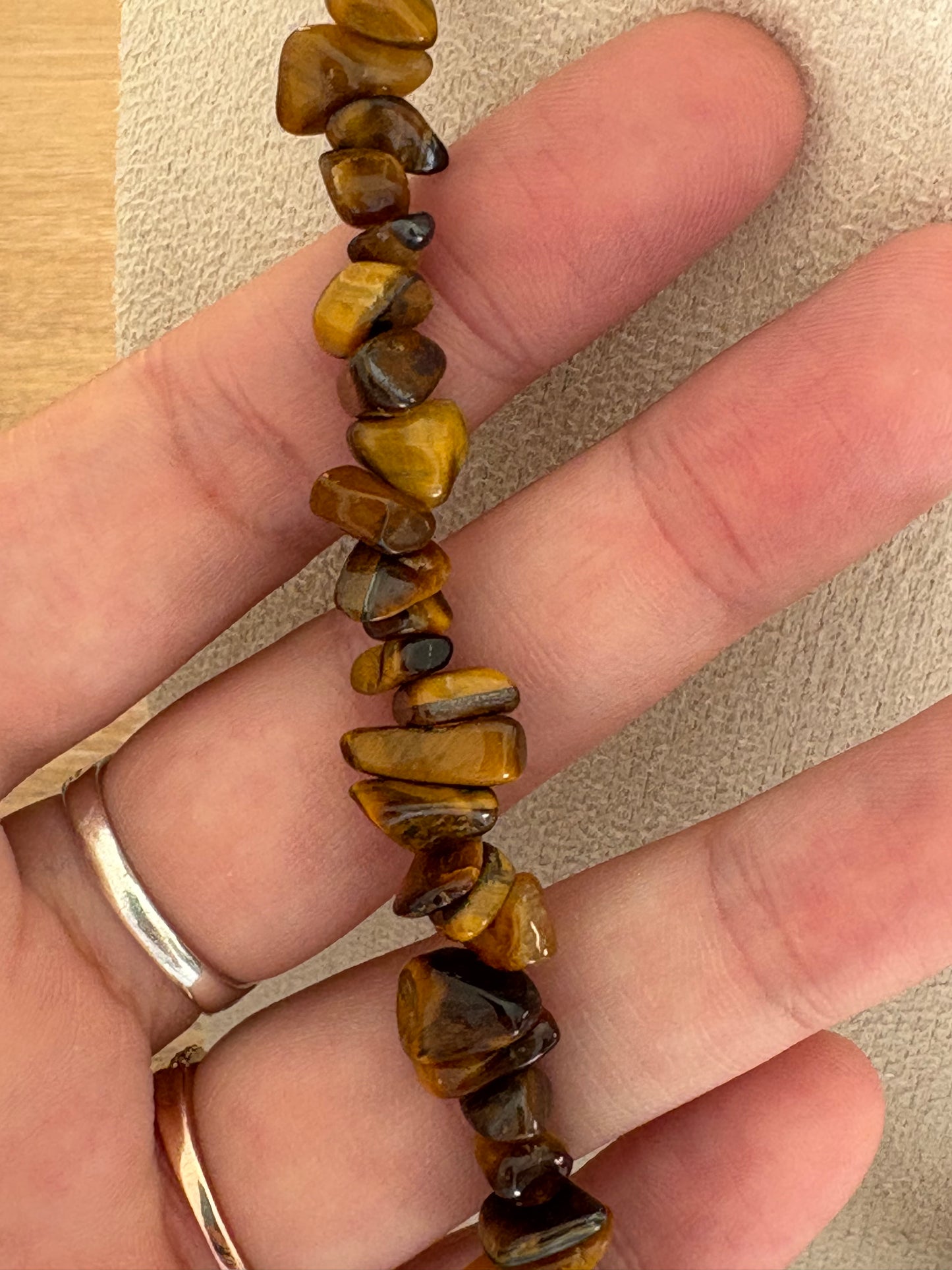 Collier œil du tigre aimanté