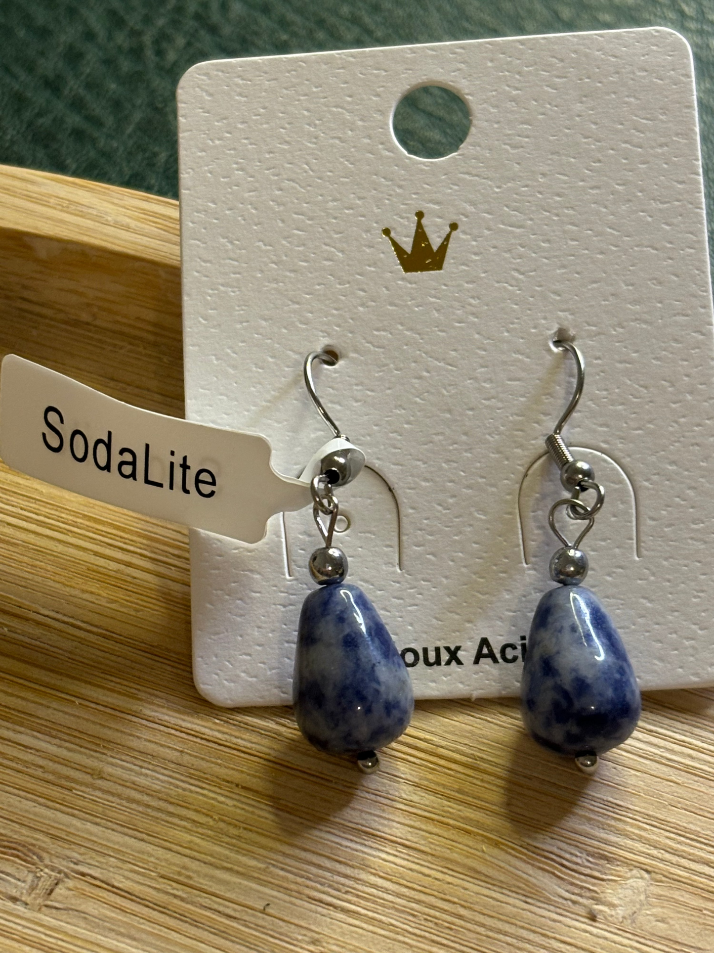 Boucles d’oreilles, Solidate